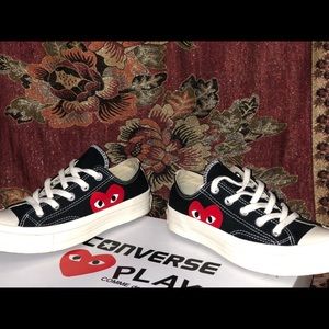 Converse x comme des garcons . ♥️